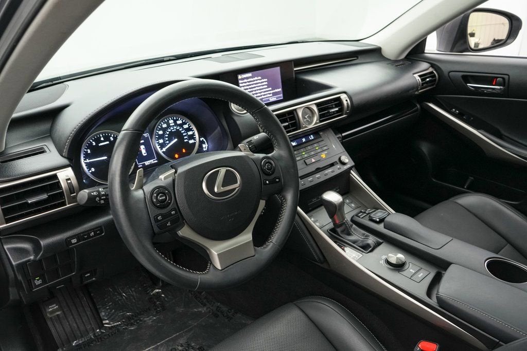 2015 Lexus IS 250 Crafted Line