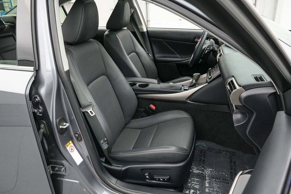 2015 Lexus IS 250 Crafted Line