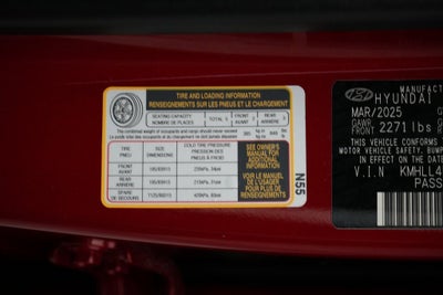 2025 Hyundai Elantra SE