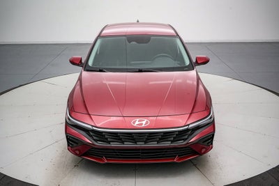 2025 Hyundai Elantra SE