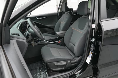 2025 Kia Niro LX