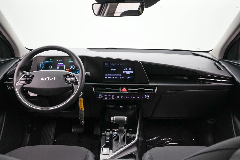 2025 Kia Niro LX