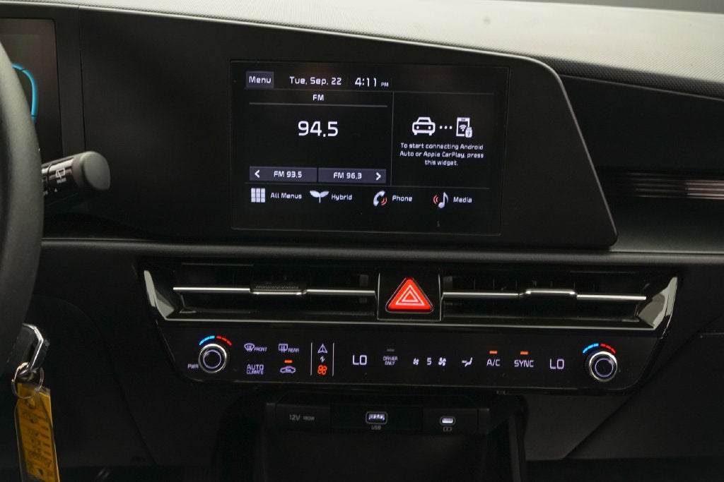 2025 Kia Niro LX
