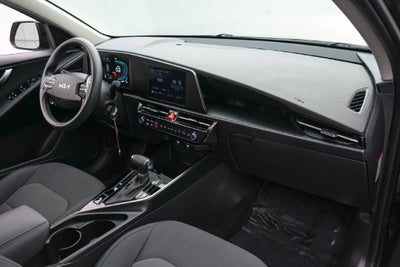 2025 Kia Niro LX