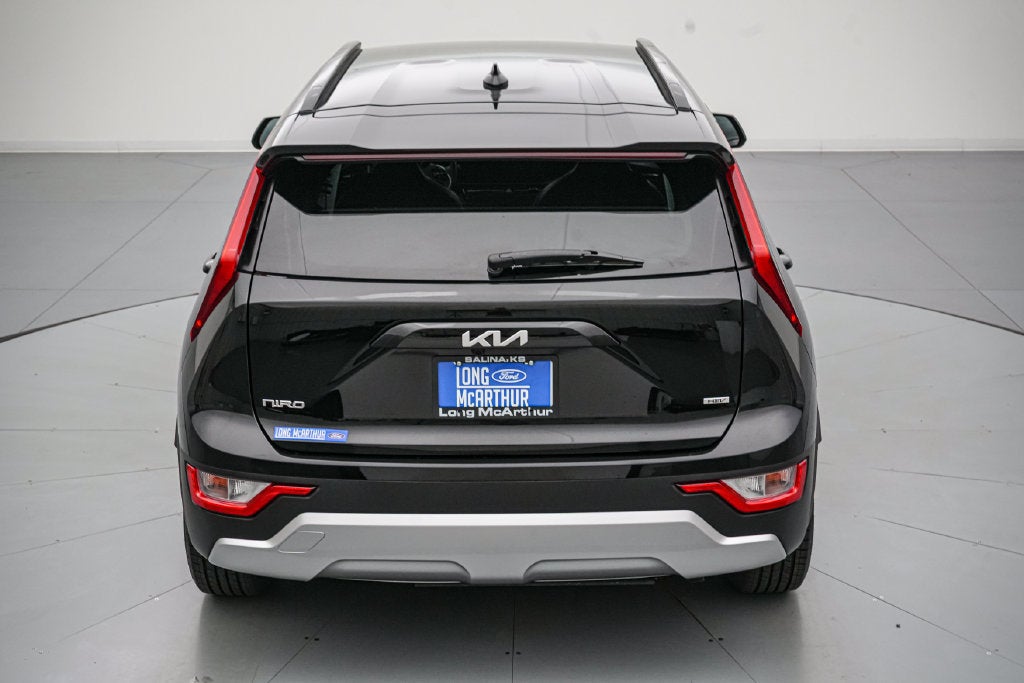 2025 Kia Niro LX