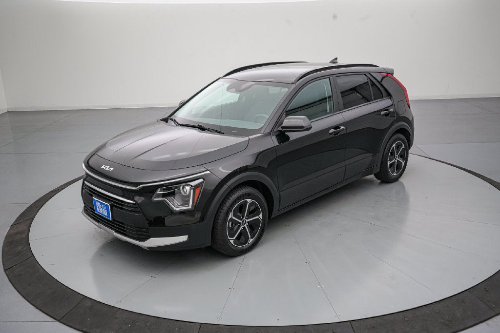 2025 Kia Niro LX