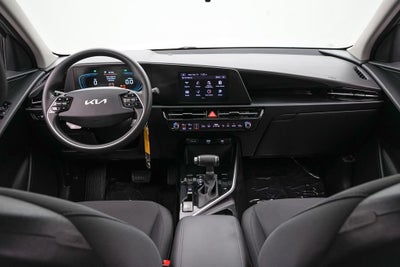 2025 Kia Niro LX
