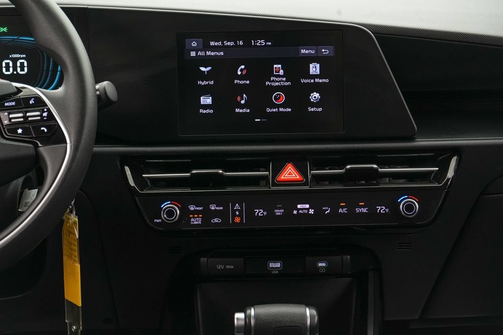 2025 Kia Niro LX