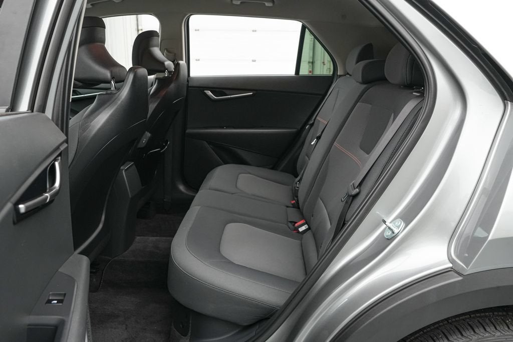 2025 Kia Niro LX