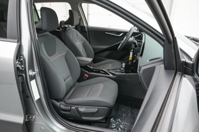 2025 Kia Niro LX