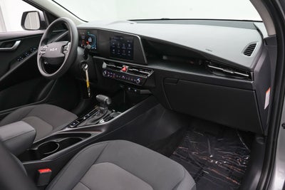 2025 Kia Niro LX