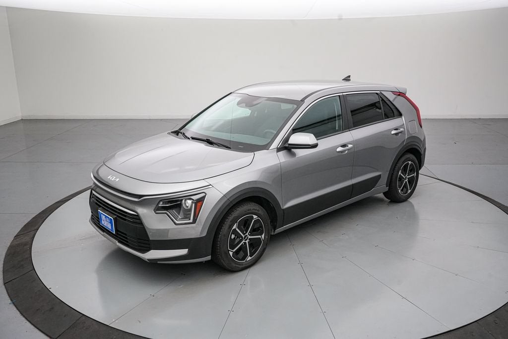 2025 Kia Niro LX