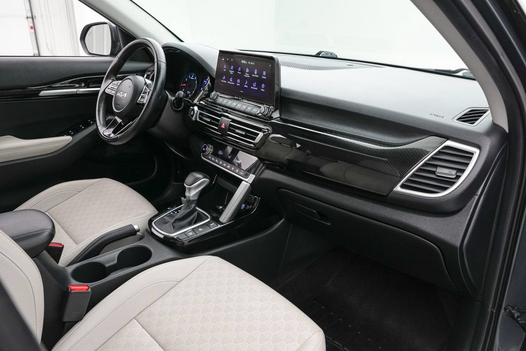 2023 Kia Seltos EX
