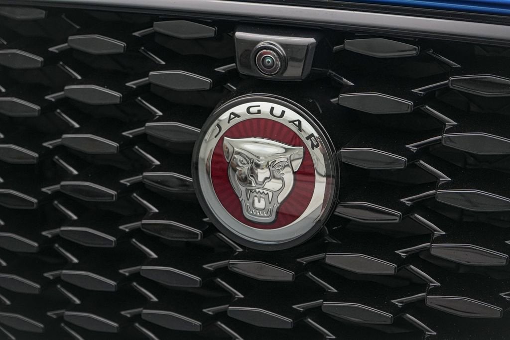 2023 Jaguar F-PACE SVR