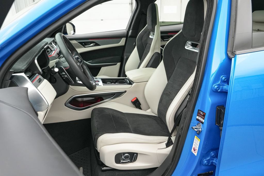 2023 Jaguar F-PACE SVR