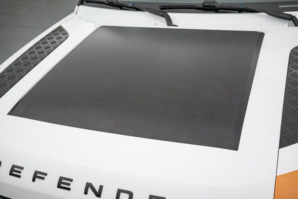 2023 Land Rover Defender X-Dynamic SE Trophy Edition 1/220