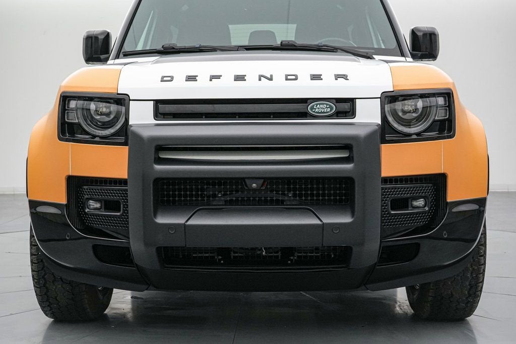 2023 Land Rover Defender X-Dynamic SE Trophy Edition 1/220