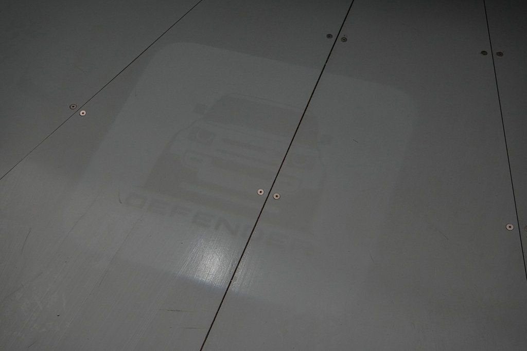 2023 Land Rover Defender X-Dynamic SE Trophy Edition 1/220