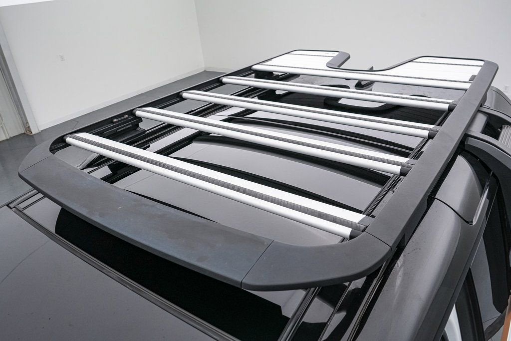 2023 Land Rover Defender X-Dynamic SE Trophy Edition 1/220