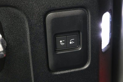 2023 Land Rover Defender X-Dynamic SE Trophy Edition 1/220