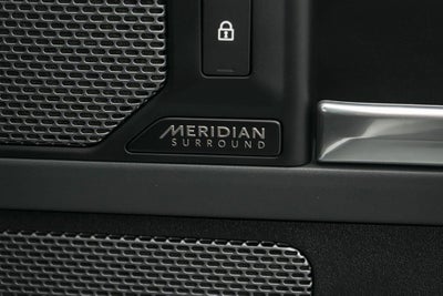 2023 Land Rover Defender X-Dynamic SE Trophy Edition 1/220