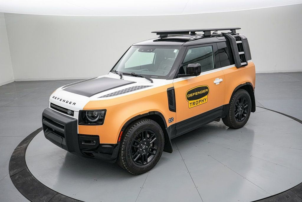2023 Land Rover Defender X-Dynamic SE Trophy Edition 1/220