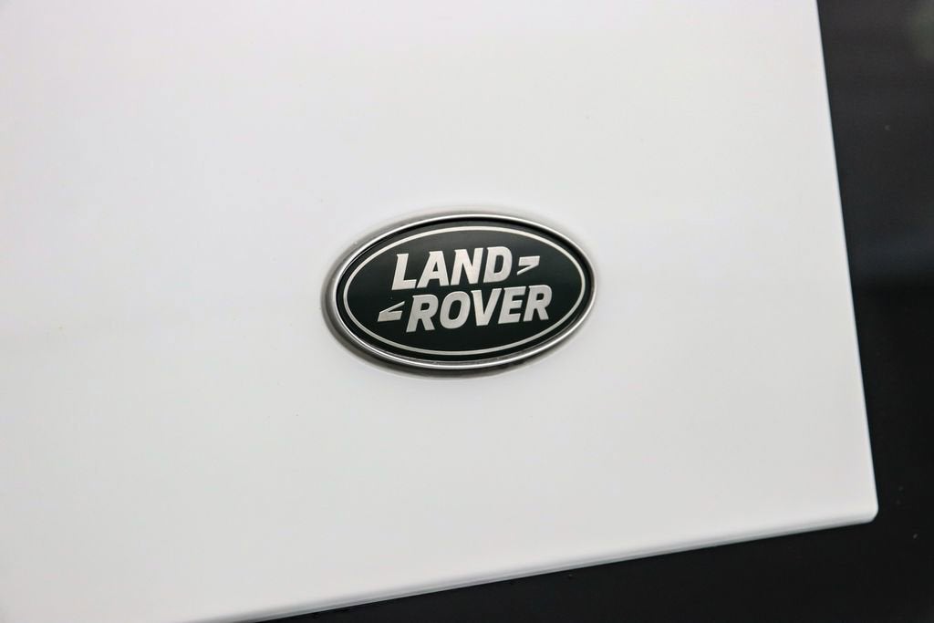 2023 Land Rover Defender 130 130 SE