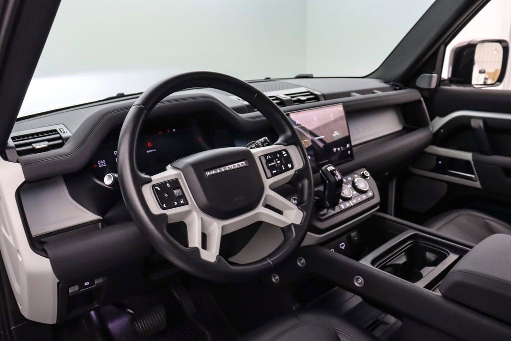 2023 Land Rover Defender 130 130 SE