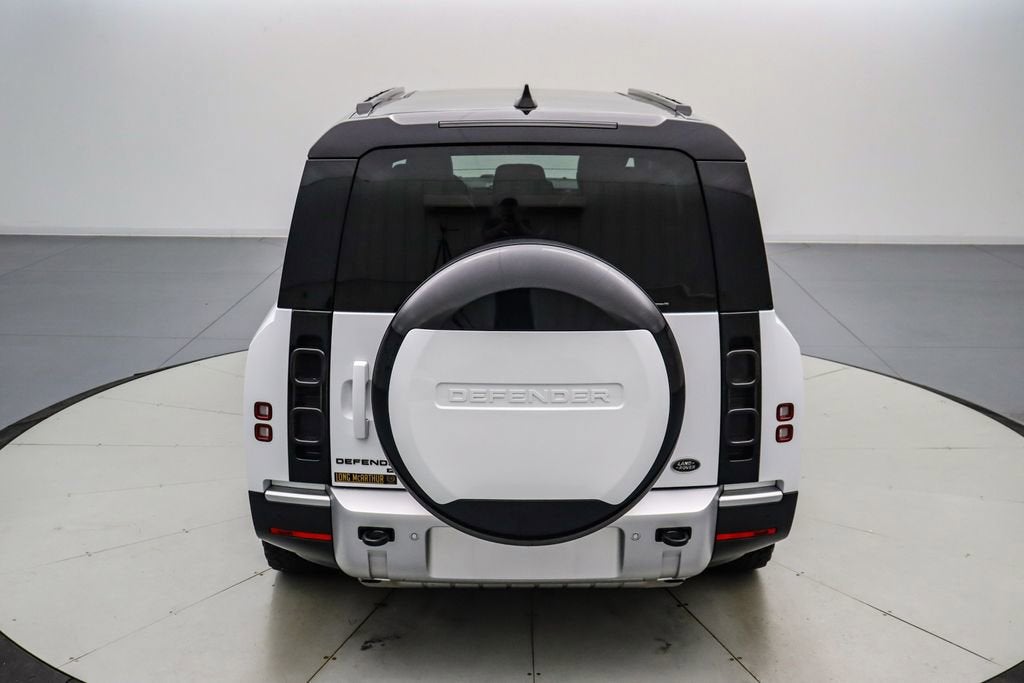 2023 Land Rover Defender 130 130 SE