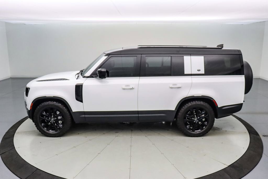 2023 Land Rover Defender 130 130 SE