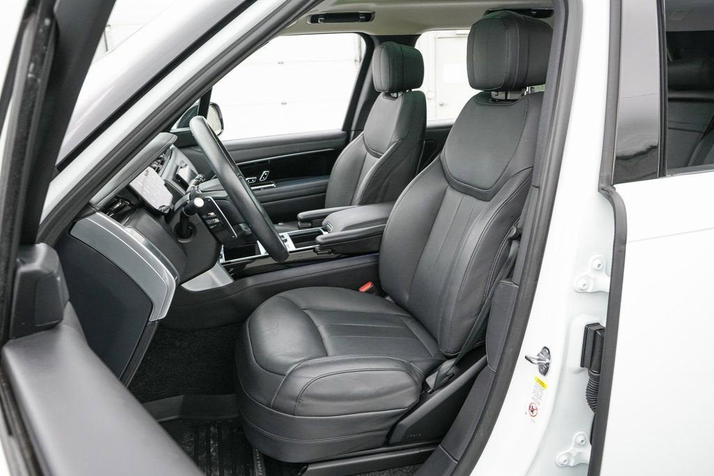 2023 Land Rover Range Rover SE