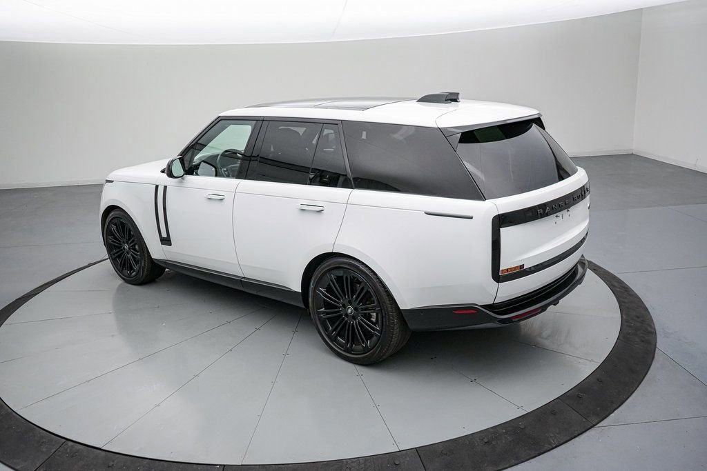 2023 Land Rover Range Rover SE