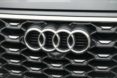 2023 Audi Q5 Sportback 45 S line Prestige
