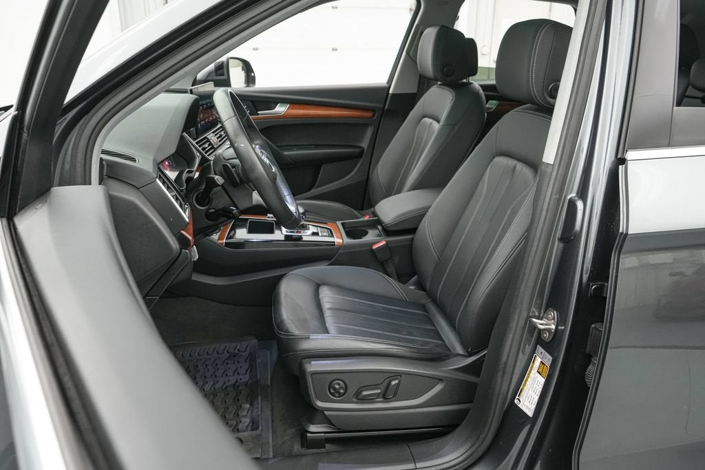 2023 Audi Q5 45 S line Premium