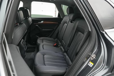 2023 Audi Q5 45 S line Premium