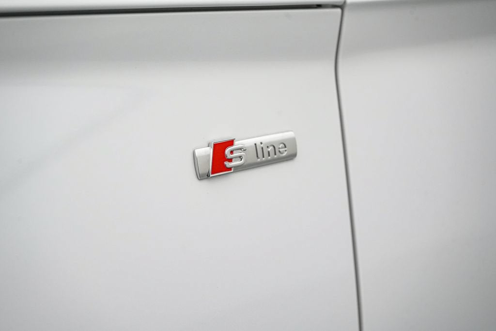 2023 Audi Q5 45 S line Premium
