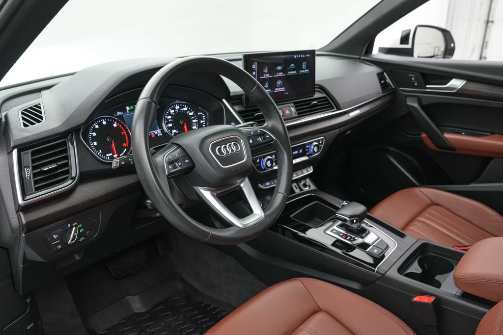 2023 Audi Q5 45 S line Premium