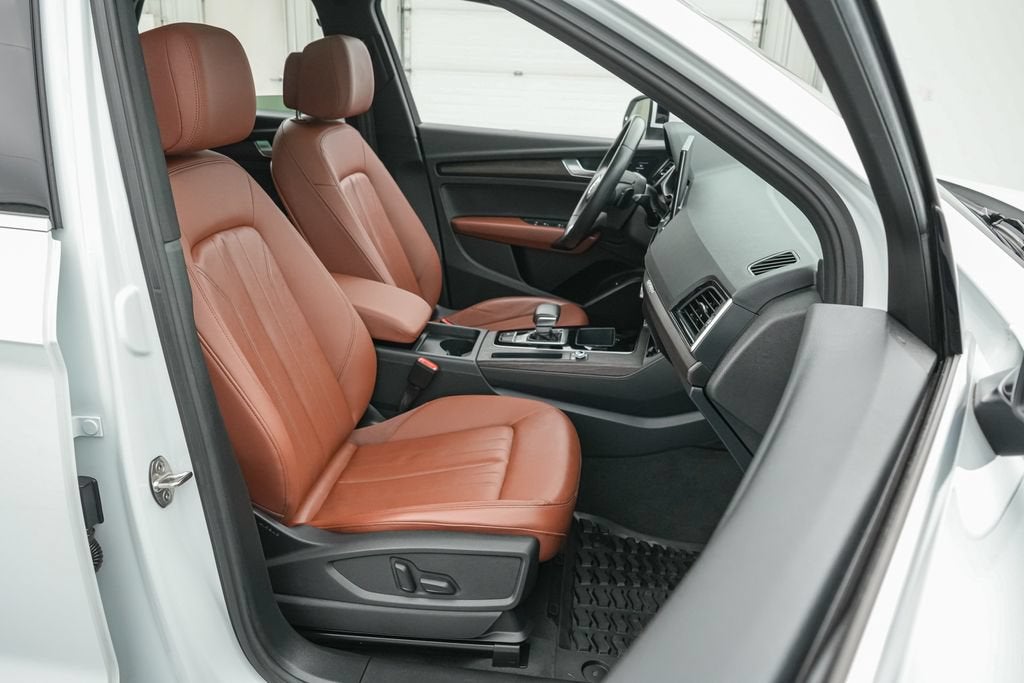 2023 Audi Q5 45 S line Premium