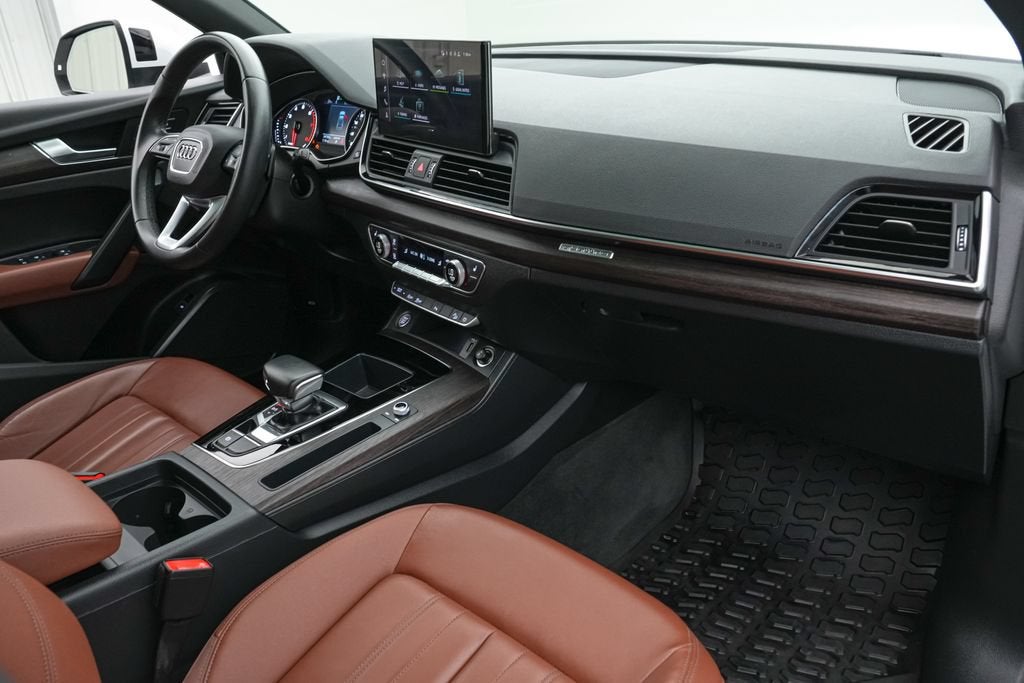 2023 Audi Q5 45 S line Premium