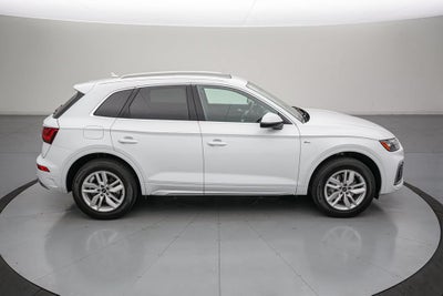 2023 Audi Q5 45 S line Premium