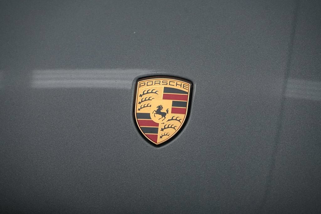 2026 Porsche Macan Base