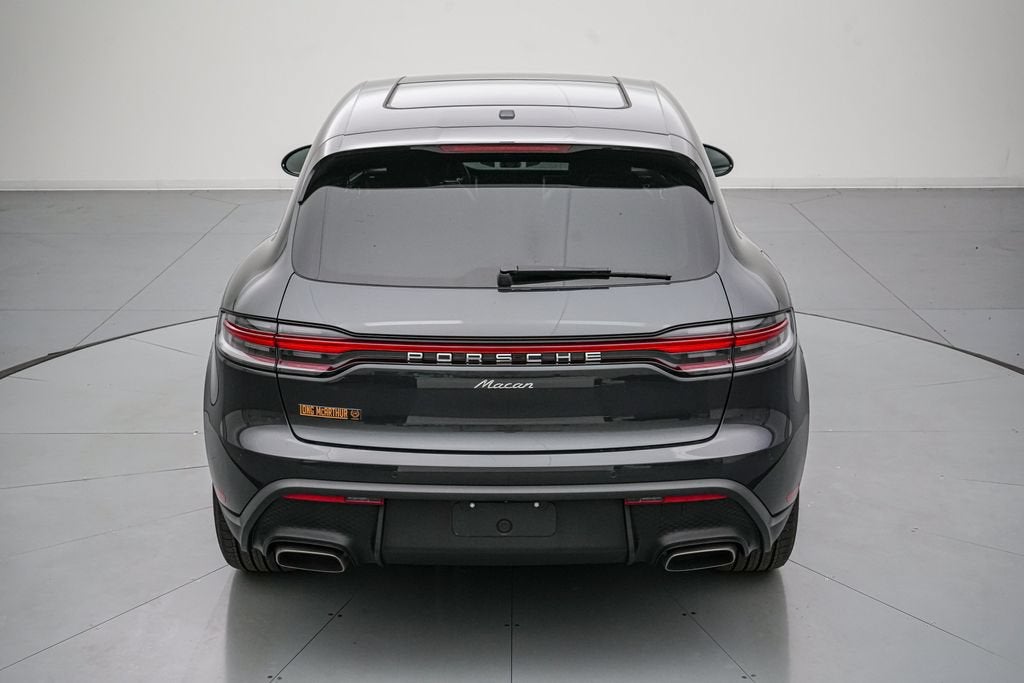 2026 Porsche Macan Base