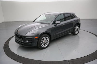 2026 Porsche Macan Base