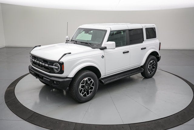 2026 Ford Bronco Outer Banks®