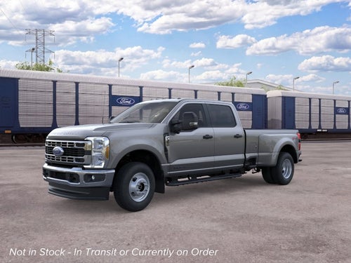 2026 Ford Super Duty F-350® XLT