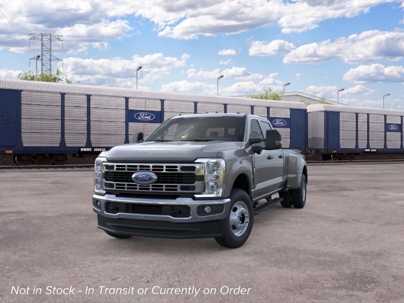 2026 Ford Super Duty F-350® XLT