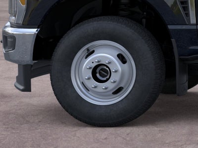 2026 Ford Super Duty F-350® XLT