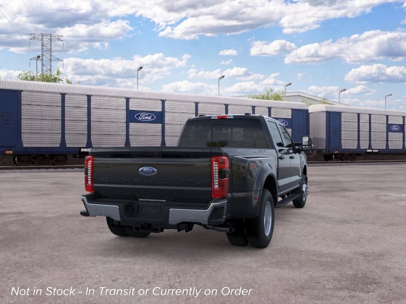 2026 Ford Super Duty F-350® XLT