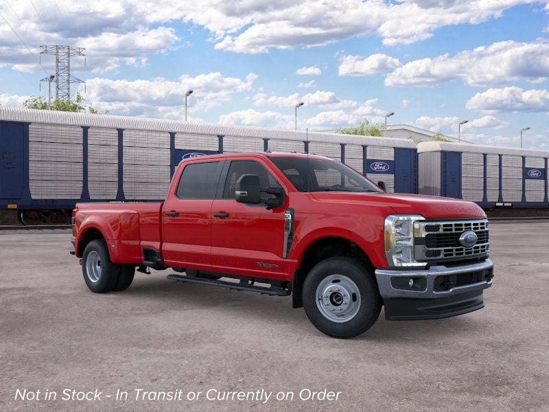 2026 Ford Super Duty F-350® XLT