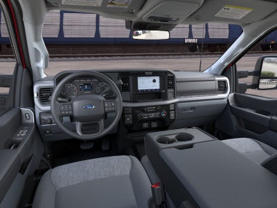 2026 Ford Super Duty F-350® XLT